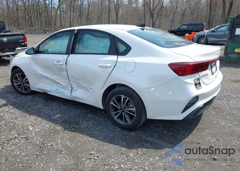 2024 Kia Forte Lxs из США, поврежденный, VIN 3KPF24AD8RE824488